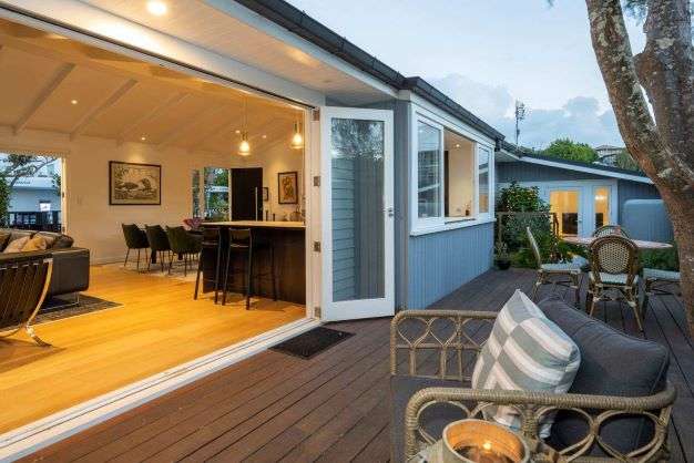 15 Maheke Street in St Heliers, Auckland