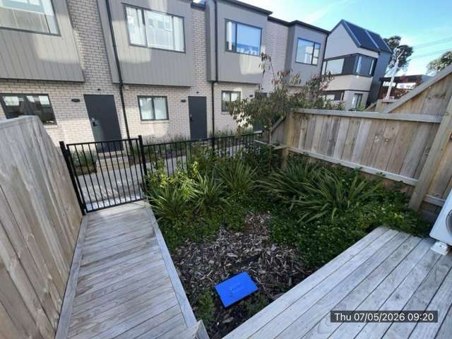 7 Paetai Lane 1801_1