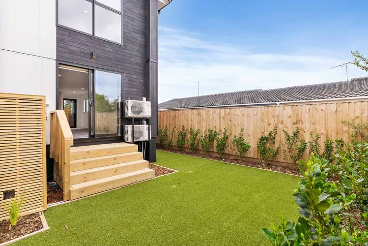 13/51 Te Kanawa Crescent Henderson_10