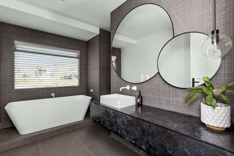 78 Oak Road Poraiti_22