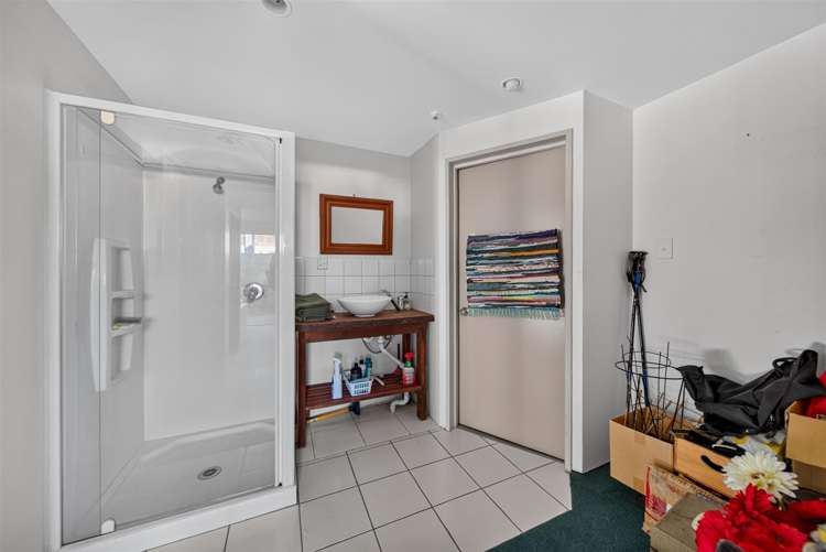 2B Desi Place Hillsborough_16