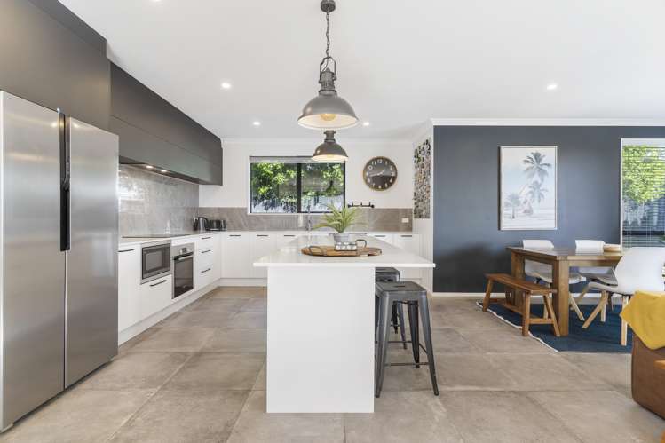 72 Constellation Avenue Beachlands_8