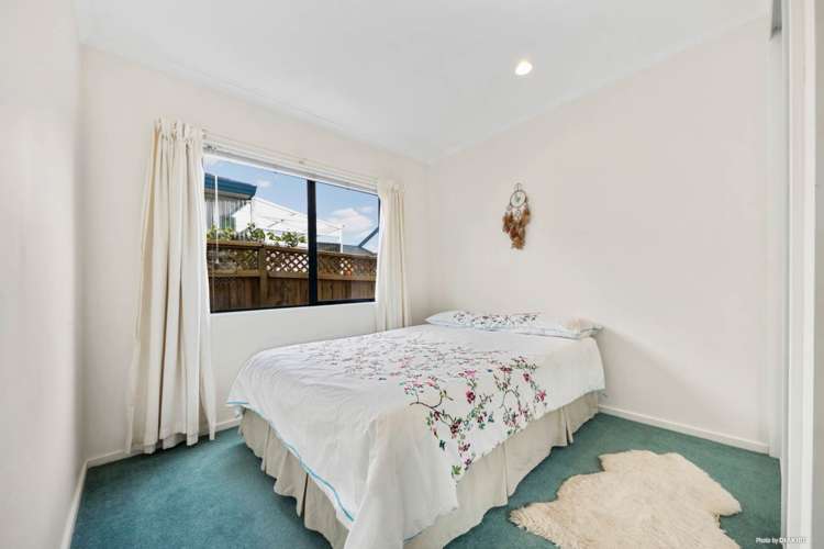 2 Reid Road New Lynn_7