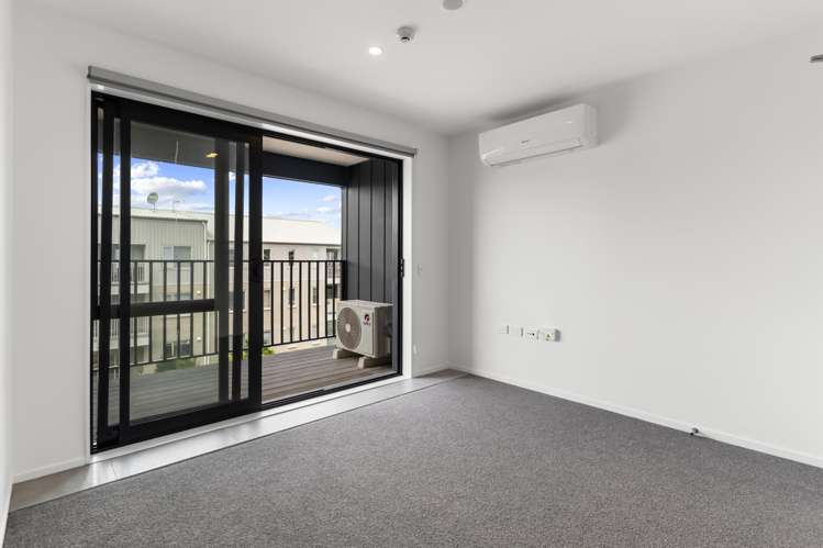 206/28C Eileen Newey Place Henderson_7