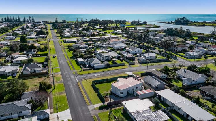 11 Mcnaughton Street Waitara_2