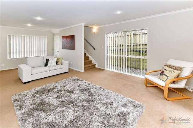 8 Murrayfield Lane Manurewa_2