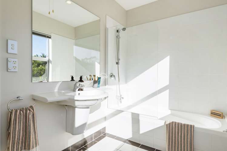 6 Zion Road Birkenhead_17