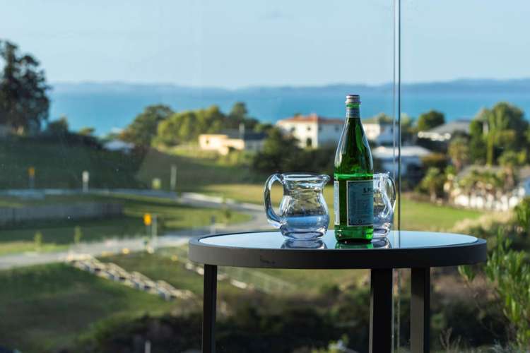 14 Ruth Craig Place Stanmore Bay_7