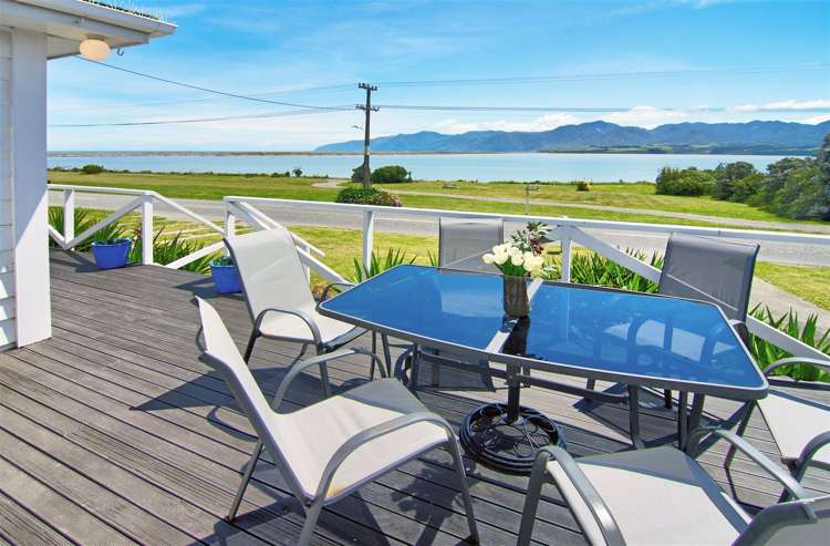 18 Lake Ferry Road Lake Ferry_2