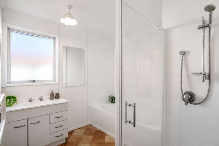 16 Dufek Crescent Wigram_10