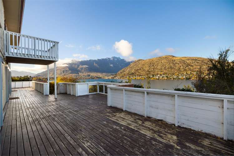 36 Perkins Road Queenstown Hill_25