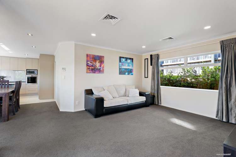 42 Elan Place Stanmore Bay_5
