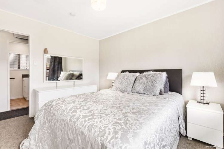 2/99 Seddon Street Pukekohe_9