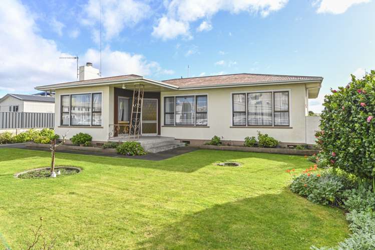 107 Canning Road Camberley_1