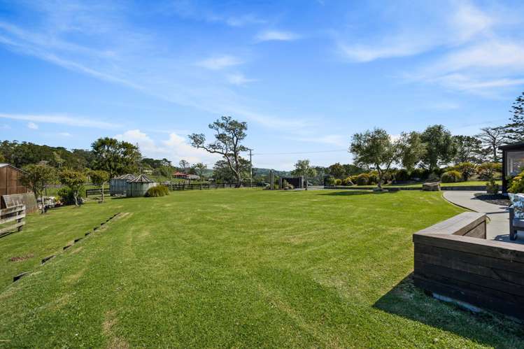 173 Puke Road Kumeu_43