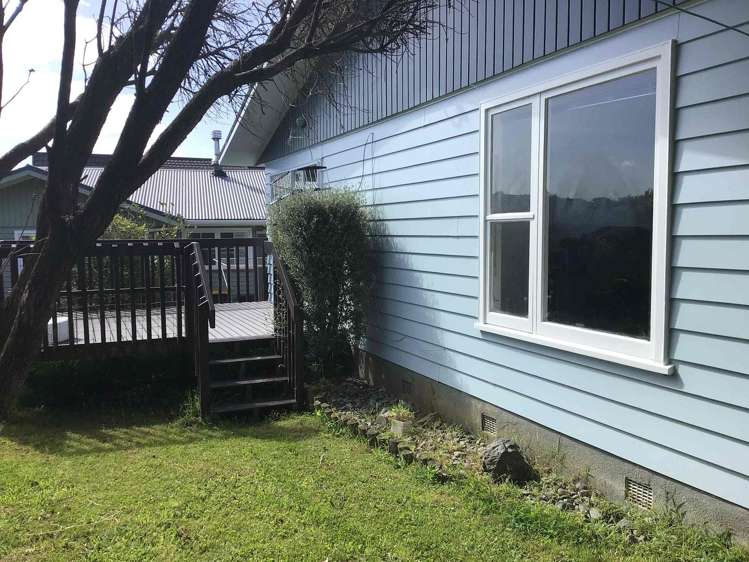 42 Ayton Drive Whitby_1