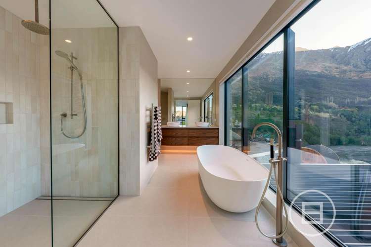 4 Canyon Rise Arthurs Point_17
