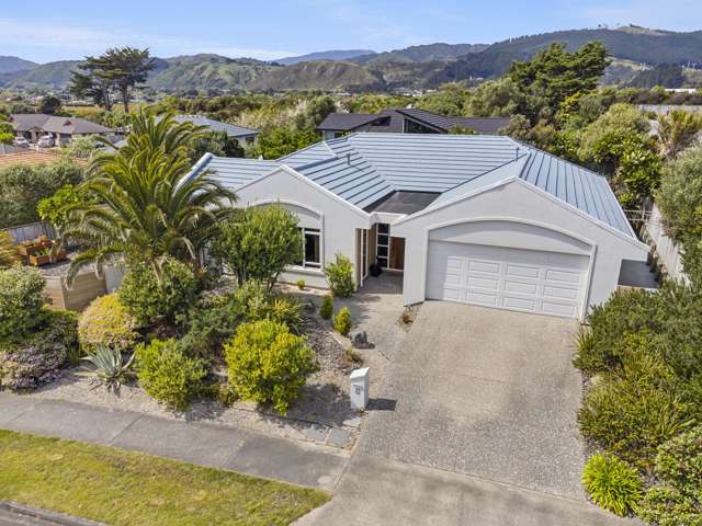 43 Quadrant Heights Paraparaumu_1