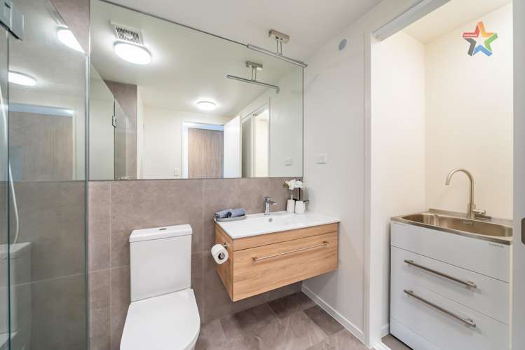 2/65 Tiketike Way Brooklyn_10