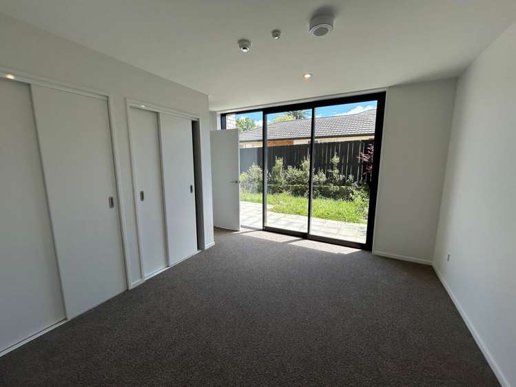 1/12 Treasure Lane Te Atatu South_7