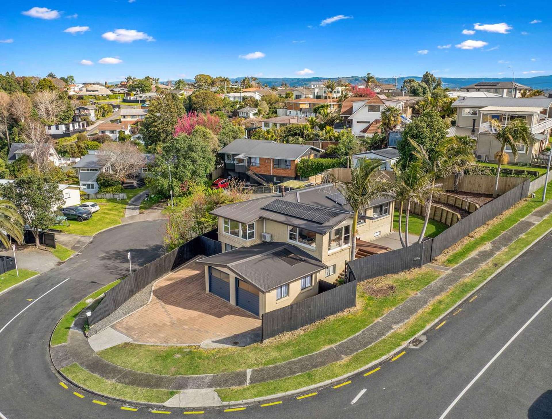 8 Glenn Terrace Otumoetai_0