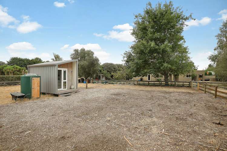 130 Holmwood Drive Ngahinapouri_20