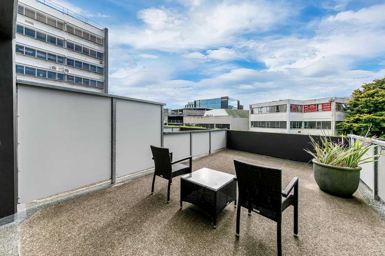 313/31 Davis Crescent_4