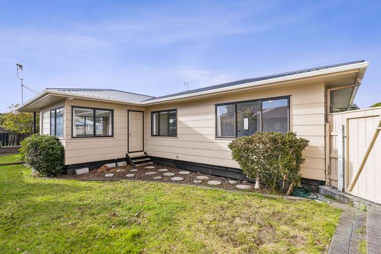 99 Queens Road Waikanae Beach_23