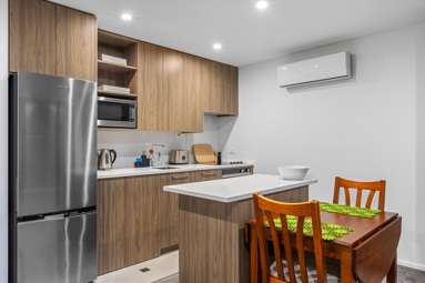 202/489 Selwyn Street_2