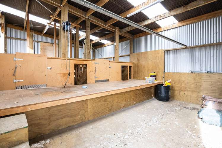 257 Gladstone Road South East Taieri_21