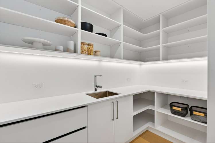 7 Annie Aranui Drive, Mission Hills Poraiti_8