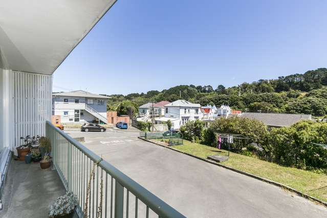 2/32 William Street Hataitai_4