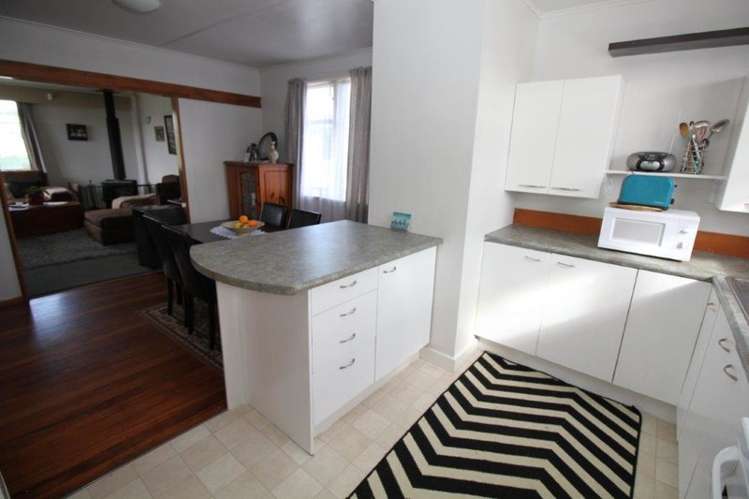 82 Cameron Crescent Masterton_4