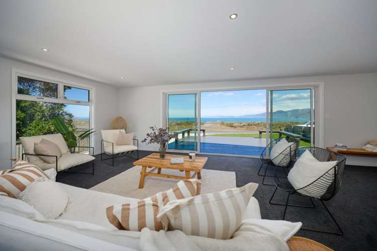 131 South Bay Parade Kaikoura_0