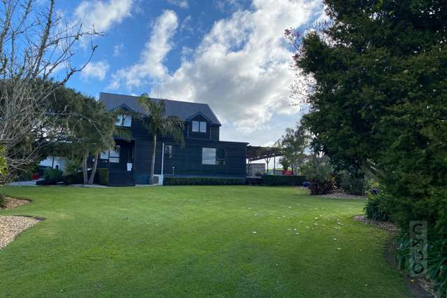 206 Waitakere Road Waitakere_1