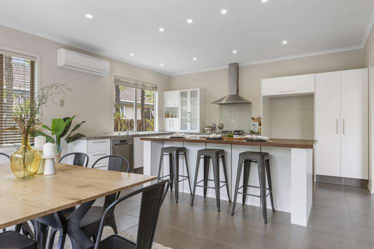 2/745 Acacia Bay Road Acacia Bay_16