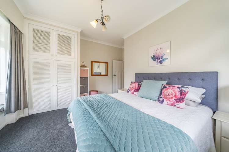 48 Kebbell Grove Epuni_10