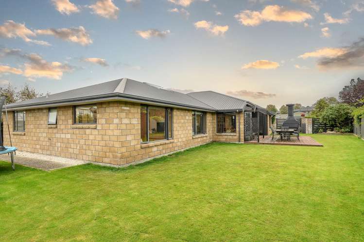 6 Robina Place Gore_43