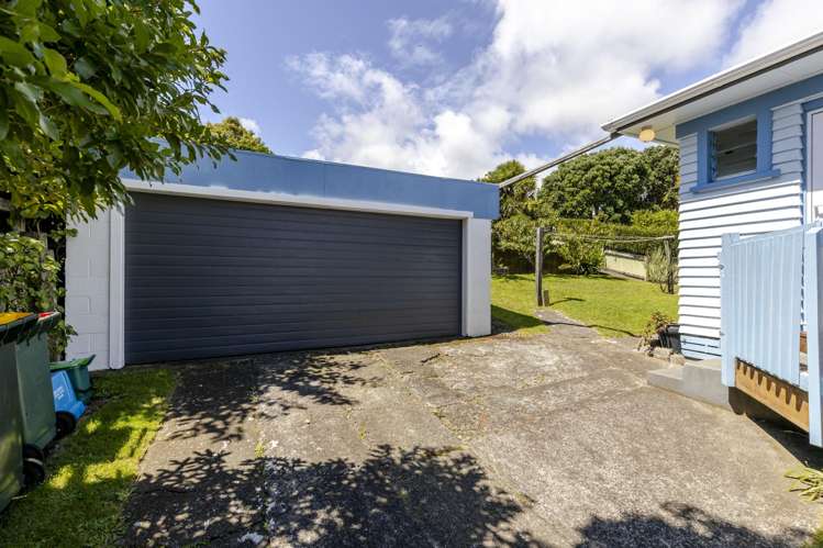 281 Tukapa Street Westown_21