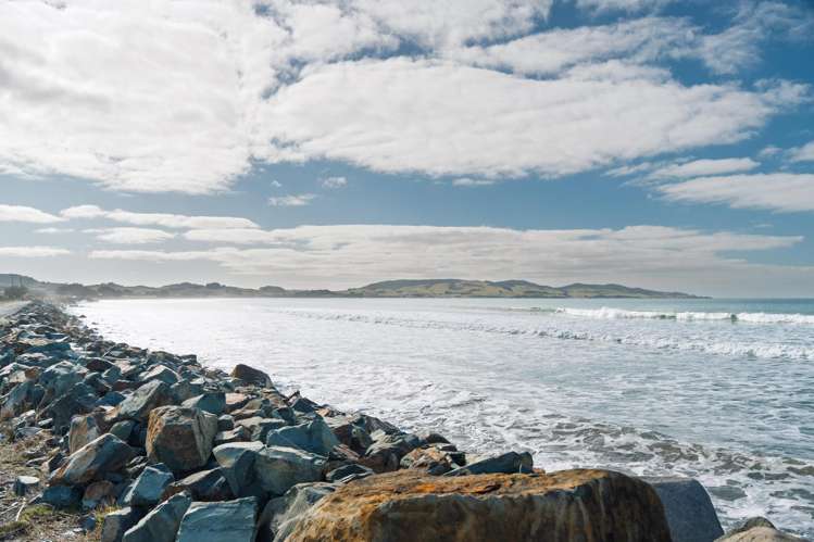 154 Colac Foreshore Road_2