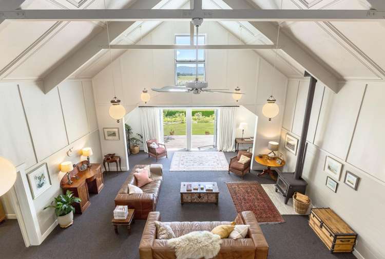 80 Battersea Road Morisons Bush_20