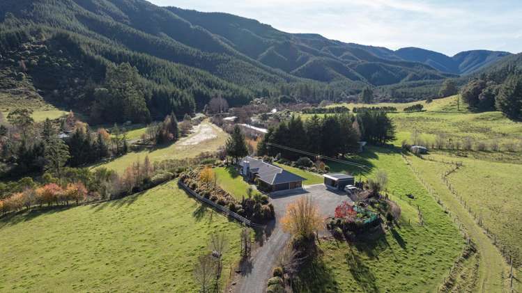 21 Serpentine River Road Aniseed Valley_12