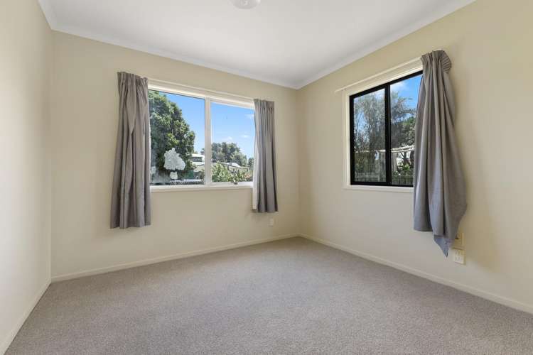 1 Cordyline Road Port Waikato_14