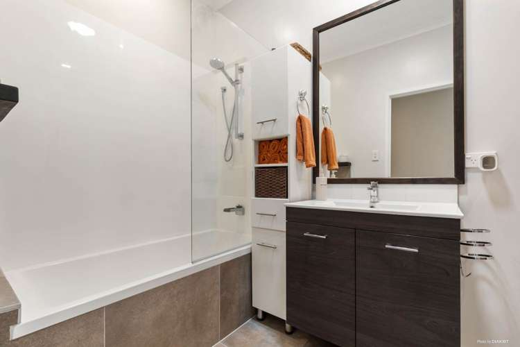 13 Tuatua Road Hobsonville_23