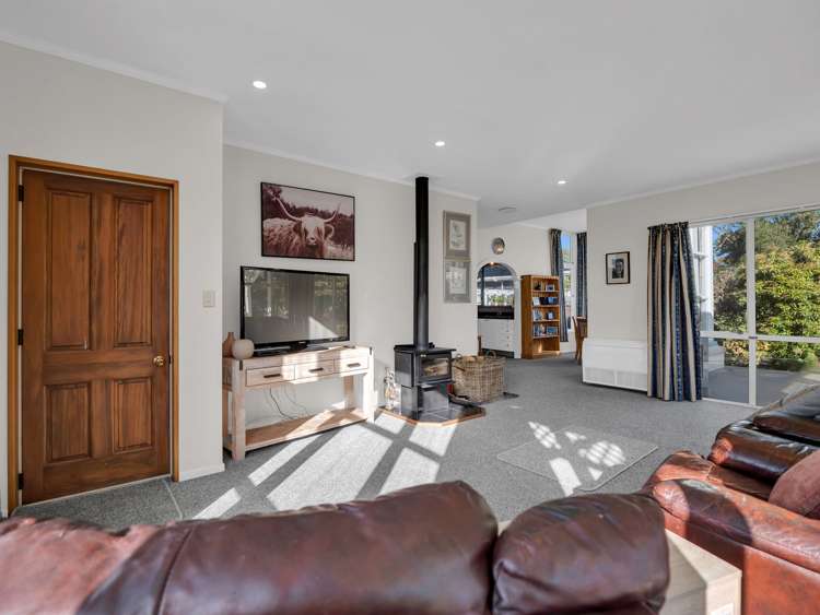 6 Martin Close_4