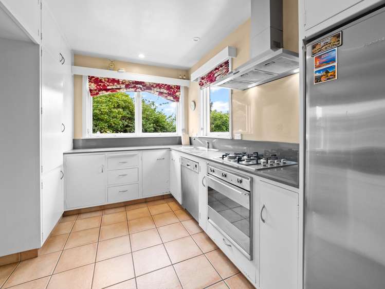 69 Racecourse Road Allenton_7