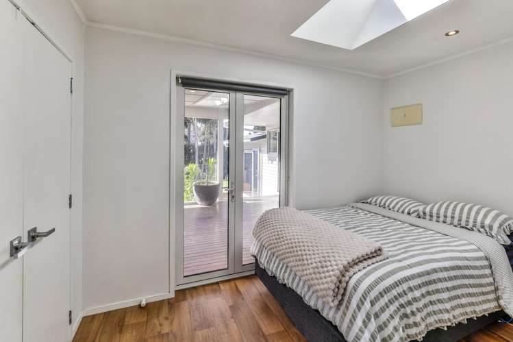 23 Bodi Place Te Atatu South_12