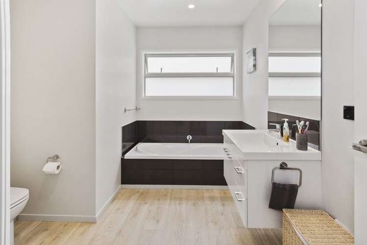 1 Sereno Vista Bellevue_9