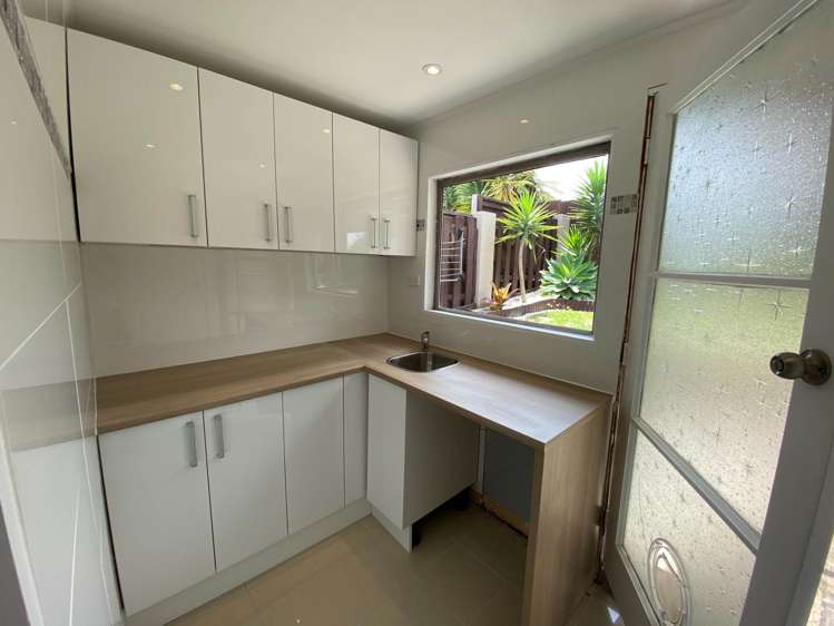 2/44 Howe Street Howick_7