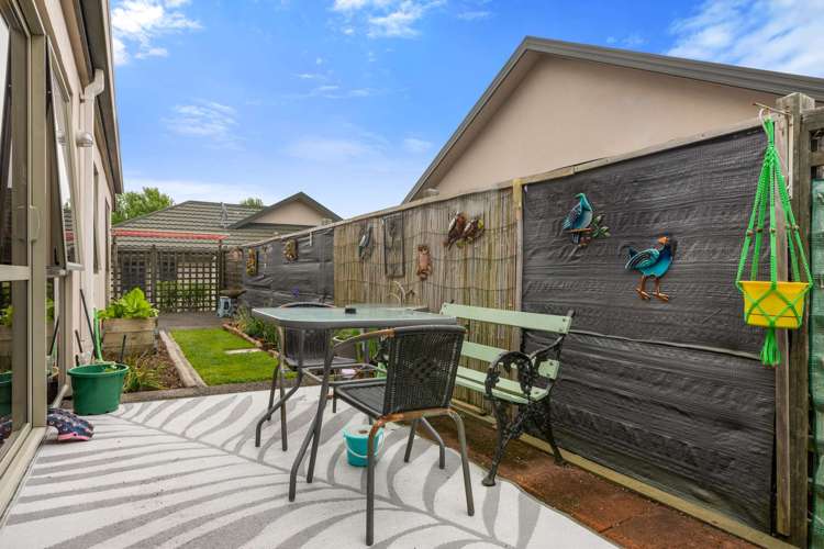 18/285 Vaughan Road Owhata_2